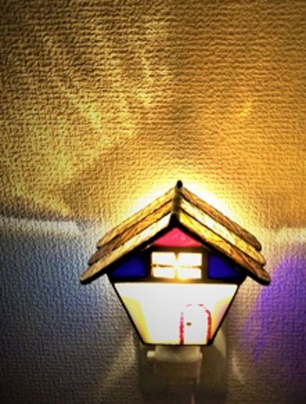 2022.4.14．　お休みランプ（小鳥の巣）　　：制作　小林恵美　さんのサムネイル