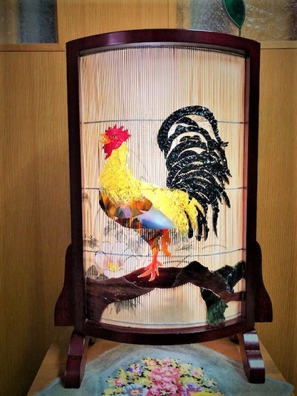 2023.4.8．　「雄鶏図」ガラス細工　　：制作　奥田晃三　さんのサムネイル
